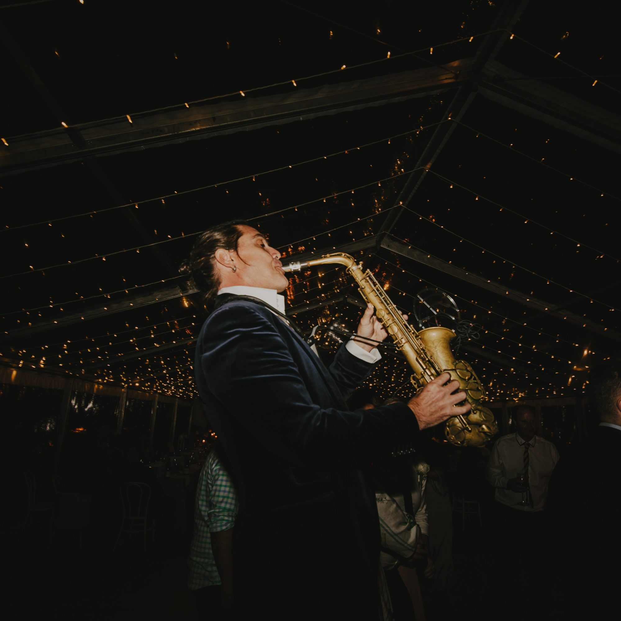 Top DJ and Saxophone Songs for an Unforgettable Wedding Dance Floor