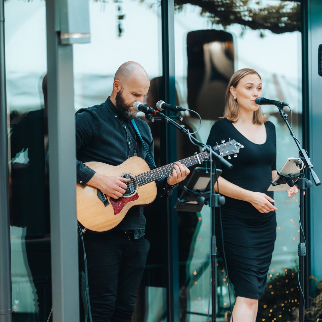 Melbourne Acoustic Duo for Weddings | Garland | Hey Jack 